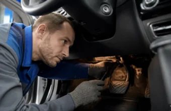 Fren Pedalı Yumuşadı: Nedenleri, Teşhis ve Güvenli Çözüm