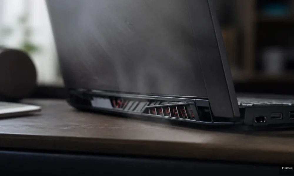 Laptop Neden Isınır? 90°C Normal mi, Nasıl Soğutulur?