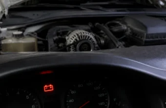 Şarj İkaz Lambası Neden Yanar? Arızanın Kaynağını Anlama Rehberi